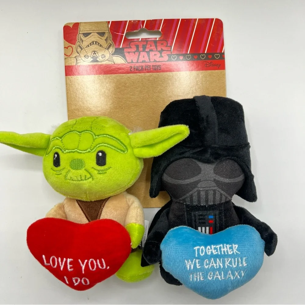 Disney Star Wars Yoda & Darth Vader Valentine Heart 2-Pack Pet Toys Plush